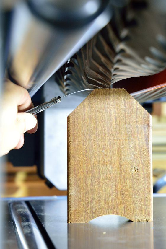 20" Planer with Oliver HCX Helical Cutterhead